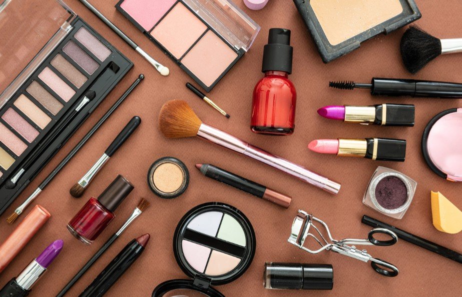 US Cosmetics Wholesale: How to Source High-Quality Products